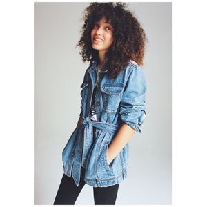 FREE PEOPLE HERITAGE DENIM BUTTON JACKET